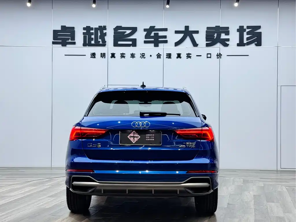 Audi Q3 2019 — фото 6