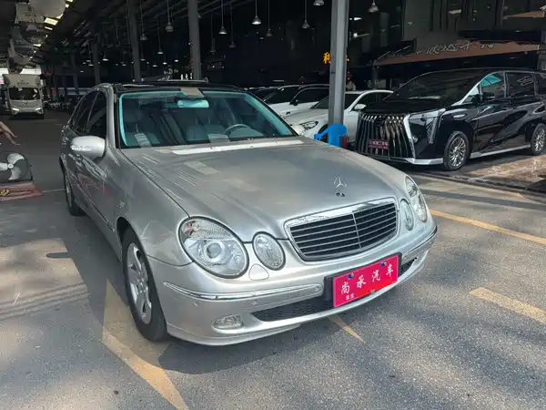 Mercedes-Benz E-Class 2004