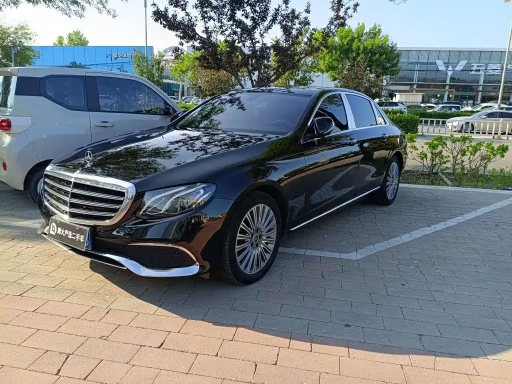 Mercedes-Benz E-Class 2019 — фото 1