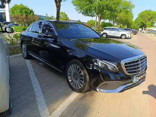 Mercedes-Benz E-Class 2019