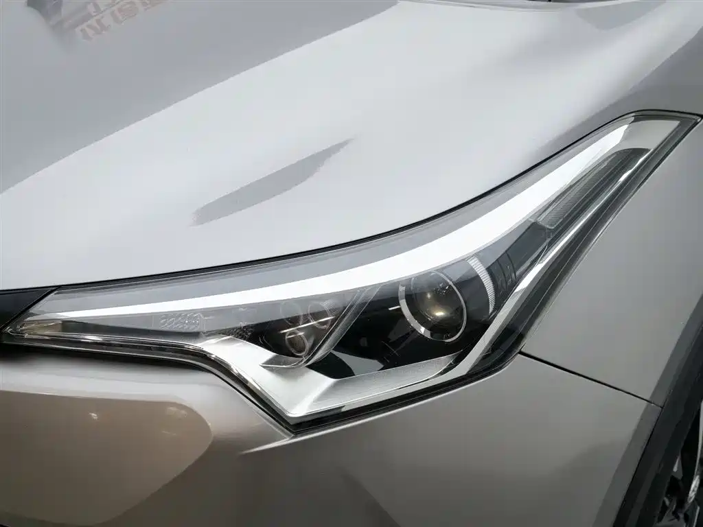 Toyota IZOA 2019 — фото 7