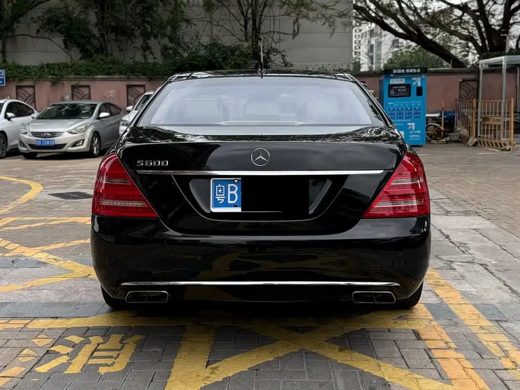 Mercedes-Benz S-Class 2010 — фото 16
