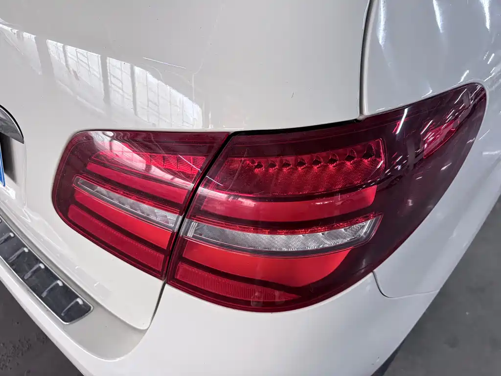 Mercedes-Benz B-Class 2017 — фото 21