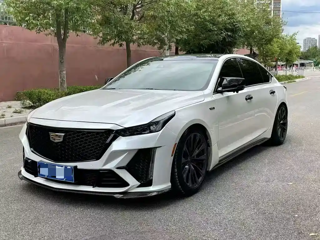 Cadillac CT5 2021 — фото 1