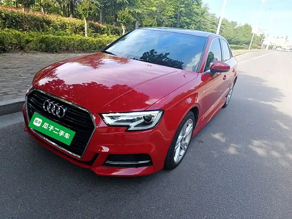 Audi A3 2018 — фото 2