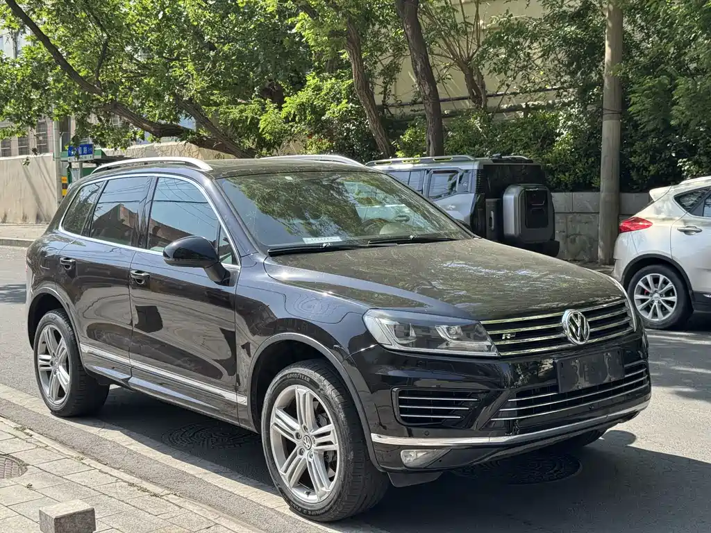 Volkswagen Touareg 2015 — фото 3