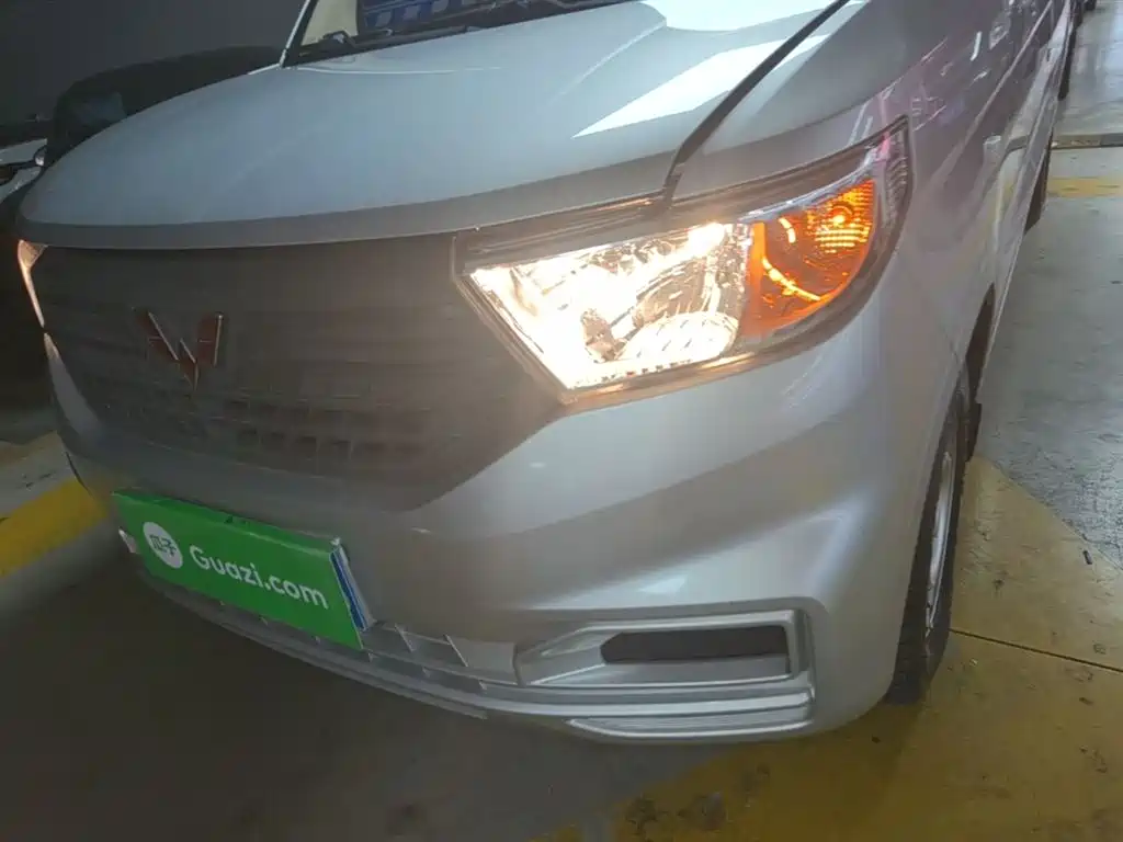 Wuling Hongguang V 2023 — фото 24