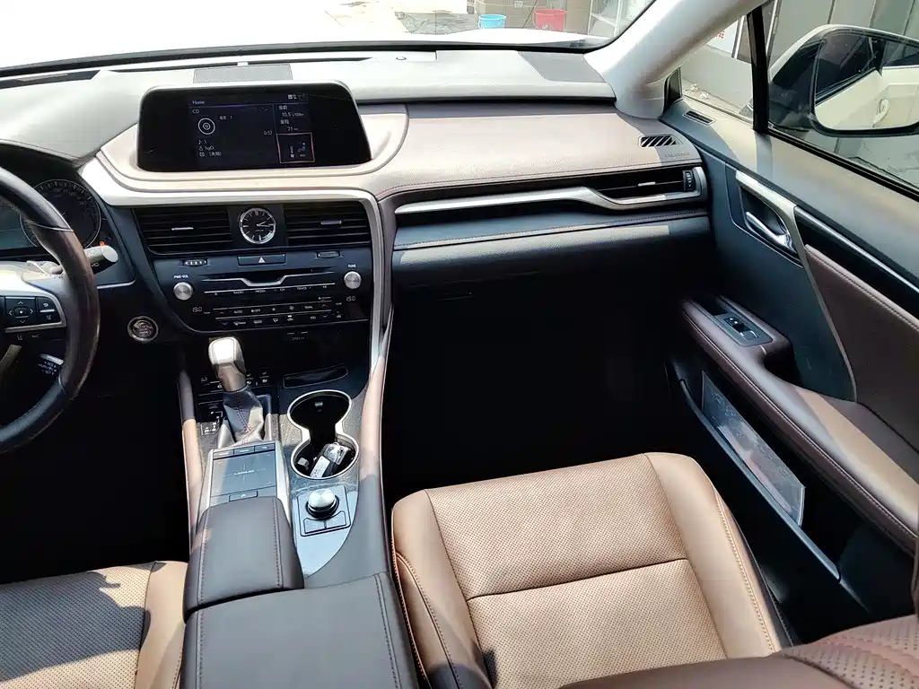 Lexus RX 2021 — фото 14