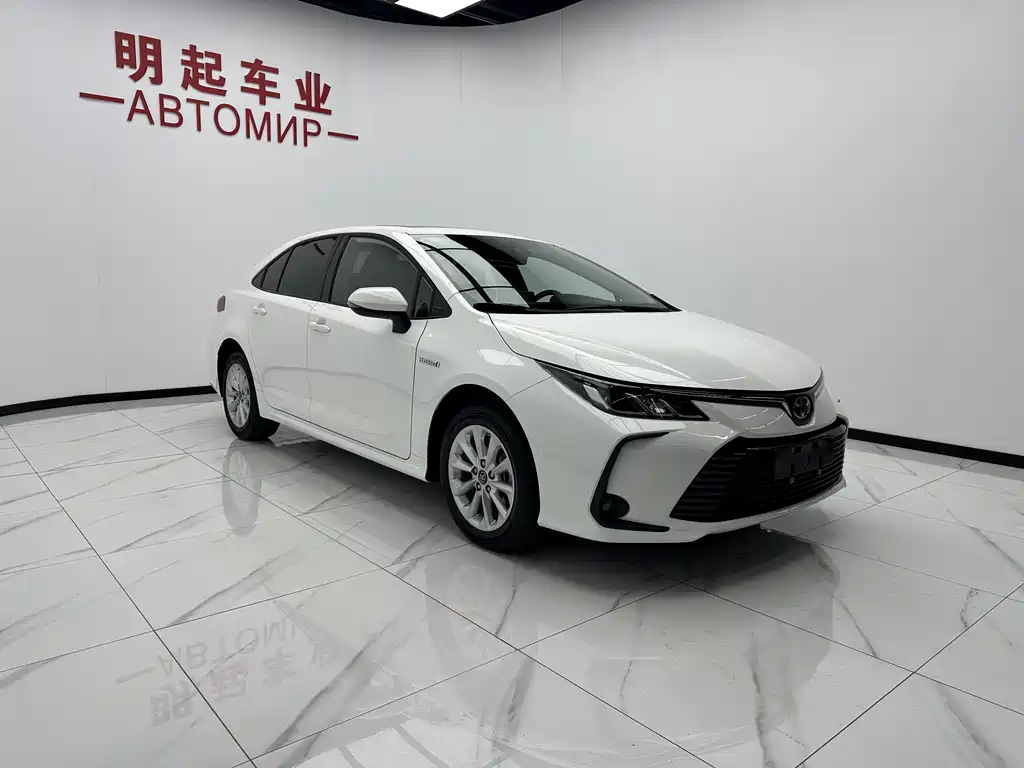 Toyota Corolla 2022 — фото 3