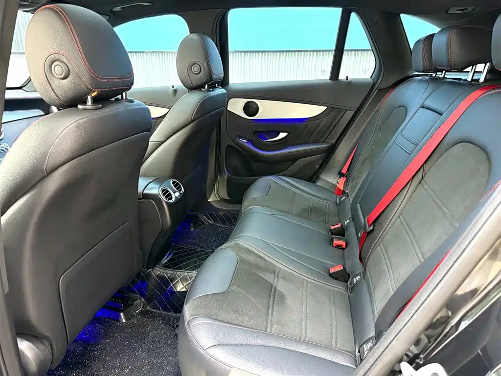 Mercedes-Benz GLC AMG 2023 — фото 23