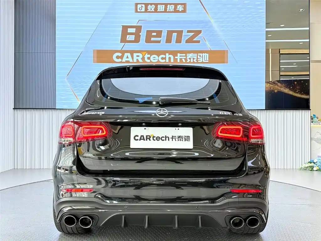 Mercedes-Benz GLC AMG 2023 — фото 4
