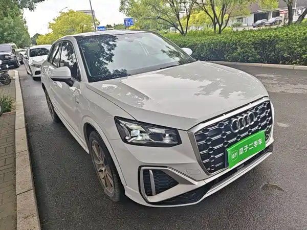 Audi Q2L 2022