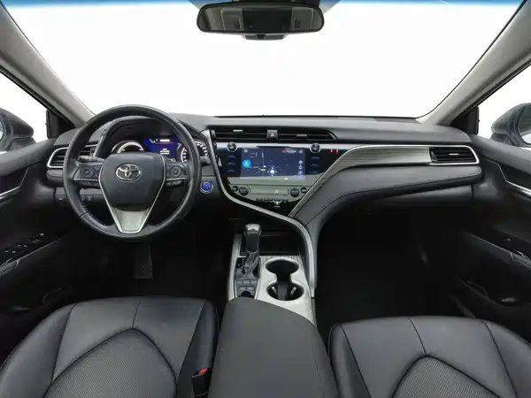 Toyota Camry 2020