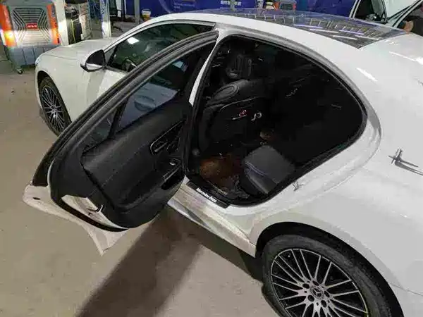 Mercedes-Benz C-Class 2023