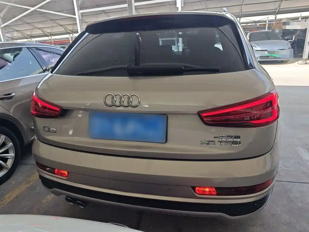 Audi Q3 2018 — фото 4