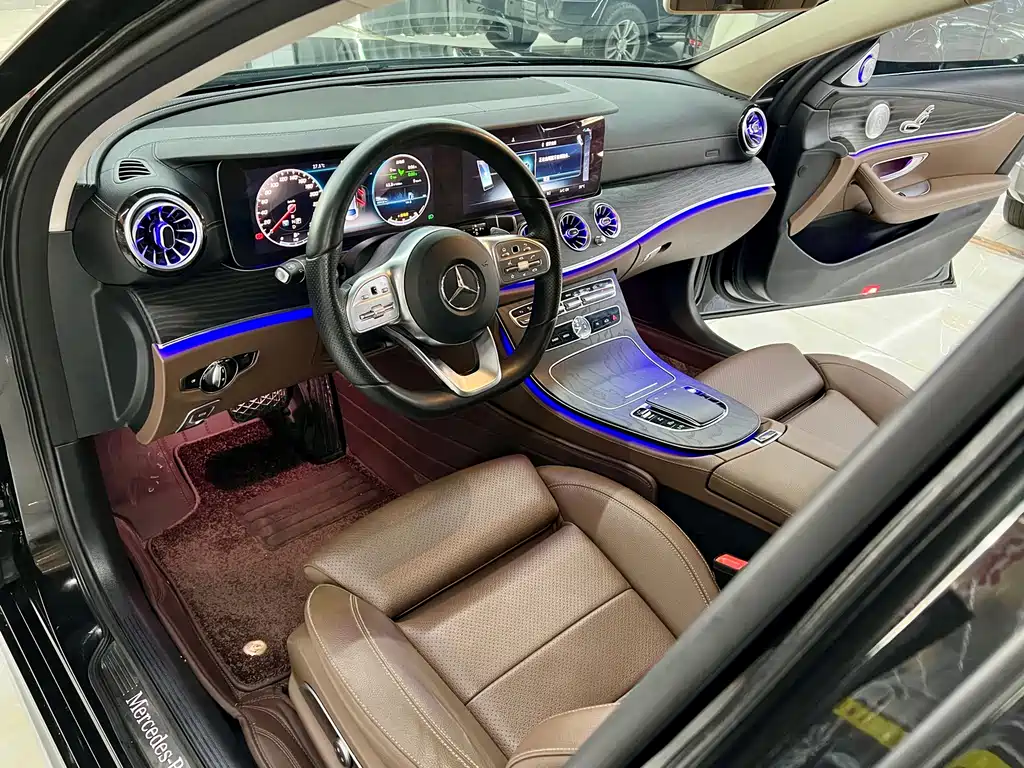 Mercedes-Benz E-Class 2019 — фото 9