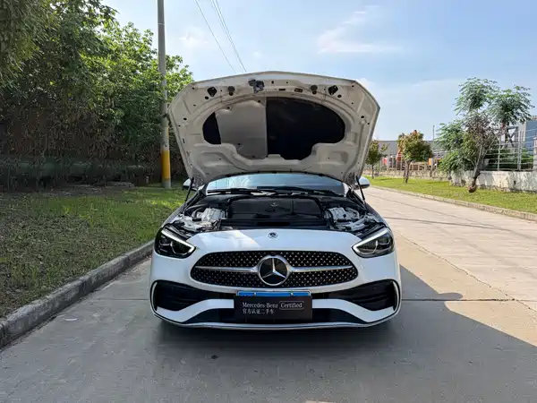 Mercedes-Benz C-Class 2023