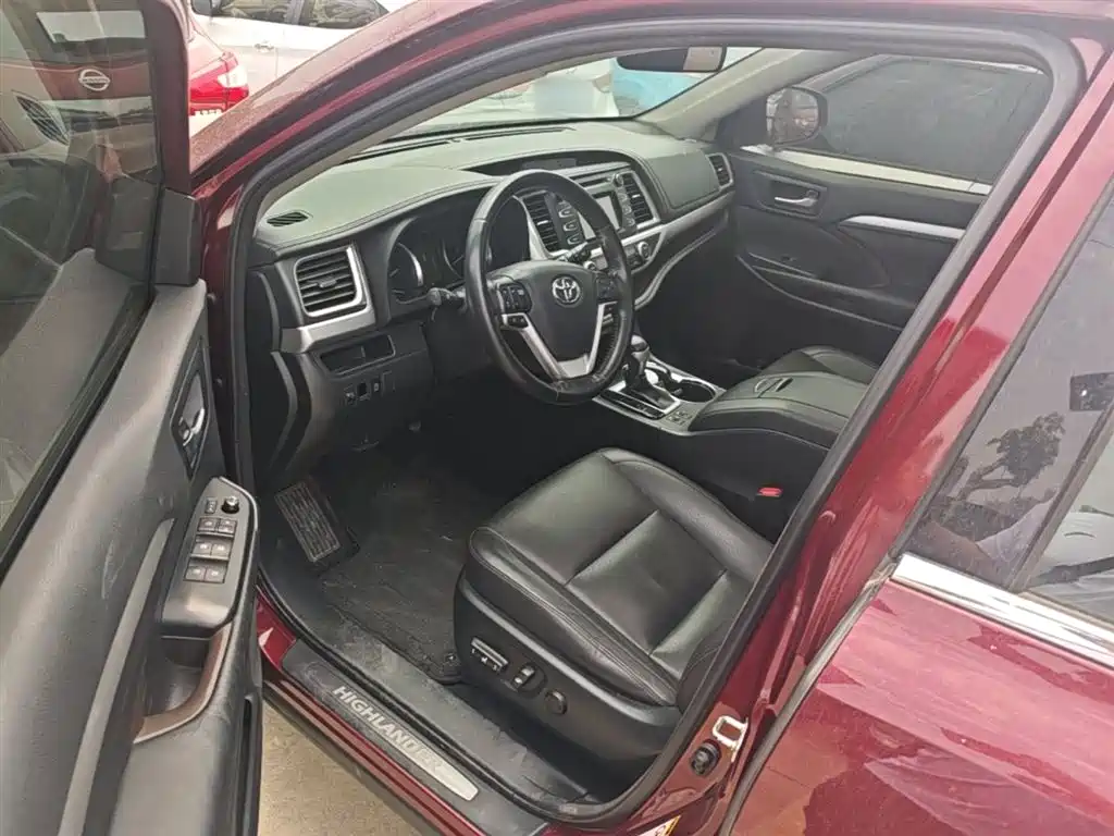 Toyota Highlander 2016 — фото 16