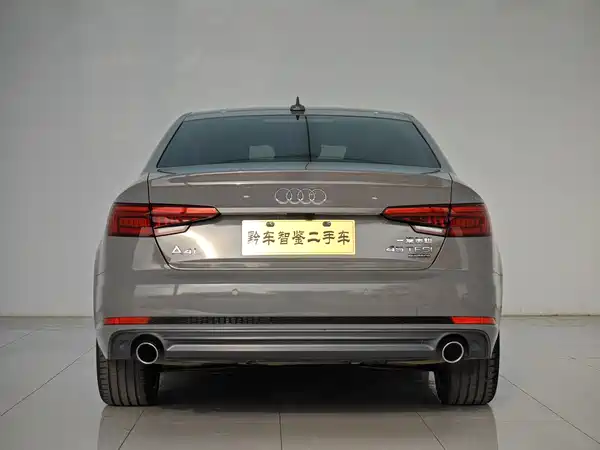 Audi A4L 2017