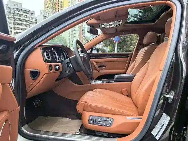 Bentley Flying Spur 2014