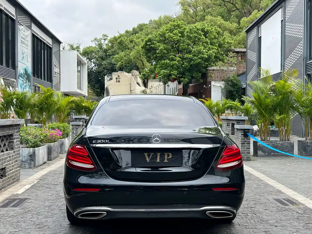 Mercedes-Benz E-Class 2020 — фото 4