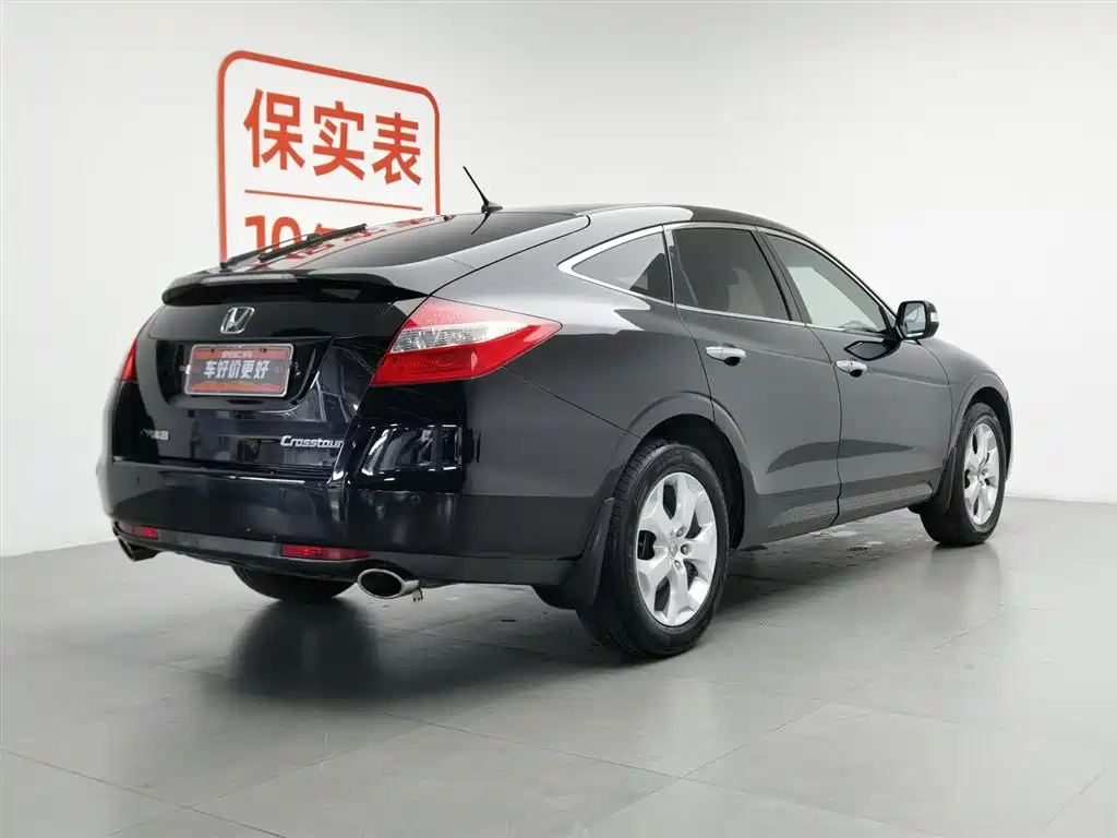 Honda Crosstour 2013 — фото 2