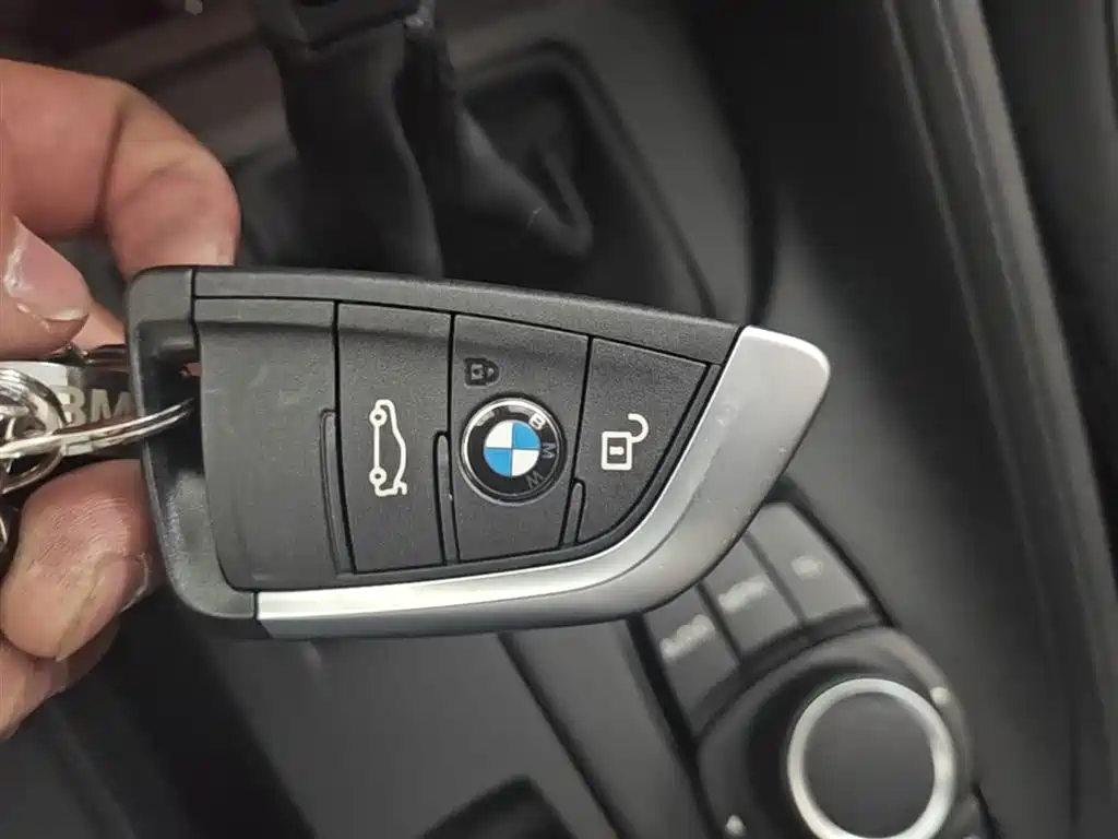 BMW X1 2017 — фото 9