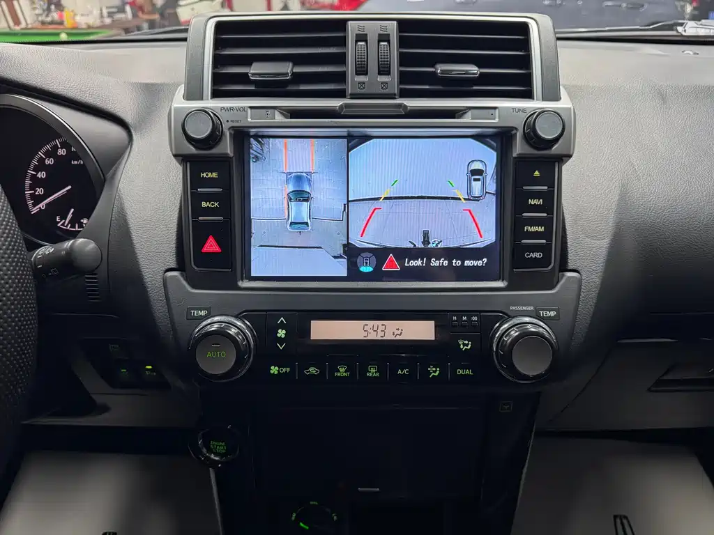 Toyota Prado 2016 — фото 15