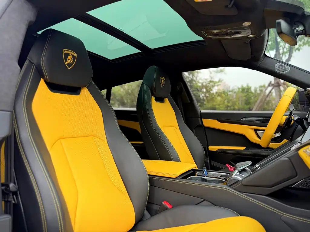 Lamborghini Urus 2022 — фото 17