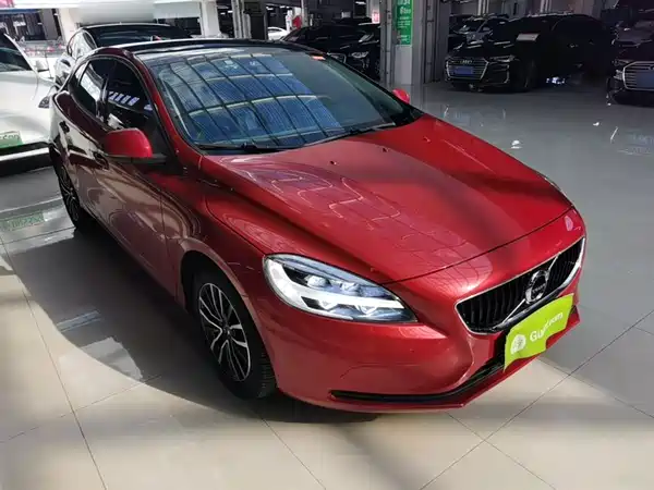 Volvo V40 2019