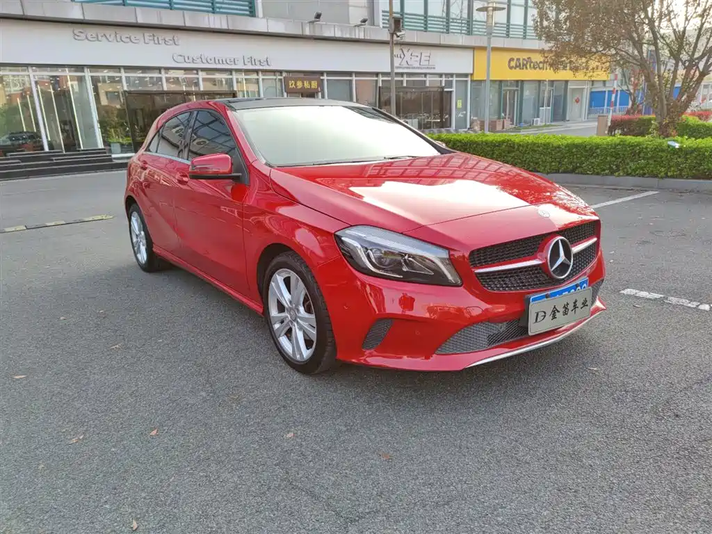 Mercedes-Benz A-Class 2016 — фото 3