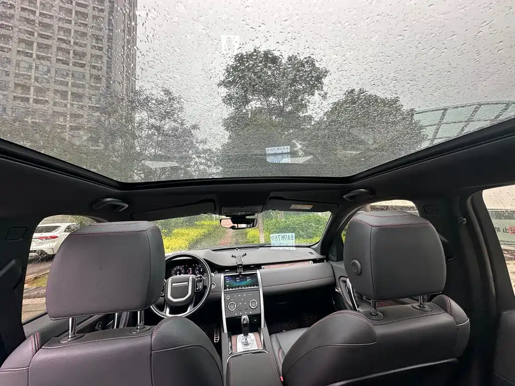 Land Rover Discovery Sport 2020 — фото 17