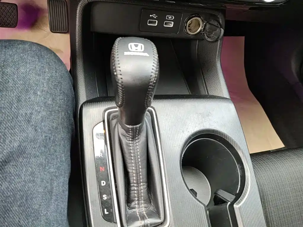 Honda Civic 2023 — фото 14