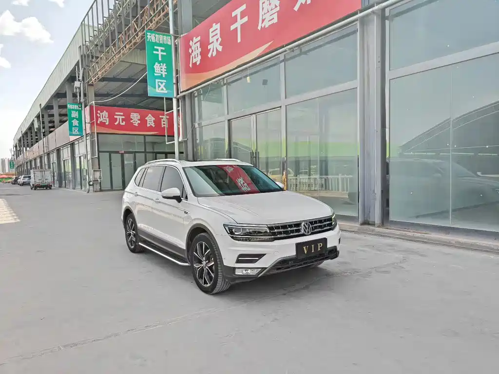 Volkswagen Tiguan L 2018 — фото 3