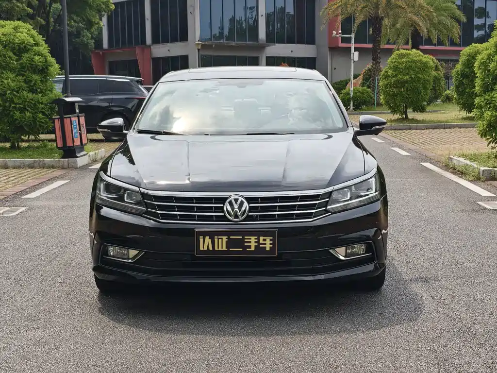 Volkswagen Passat 2018 — фото 2