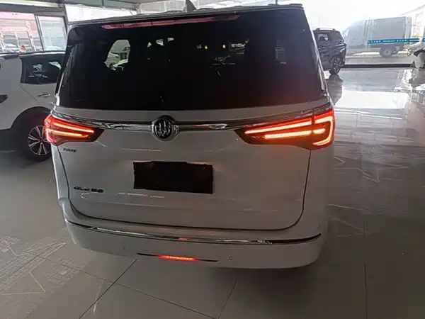 Buick GL8 2022