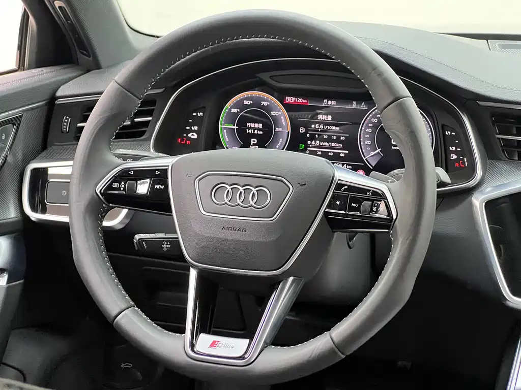 Audi A6L New Energy 2021 — фото 28