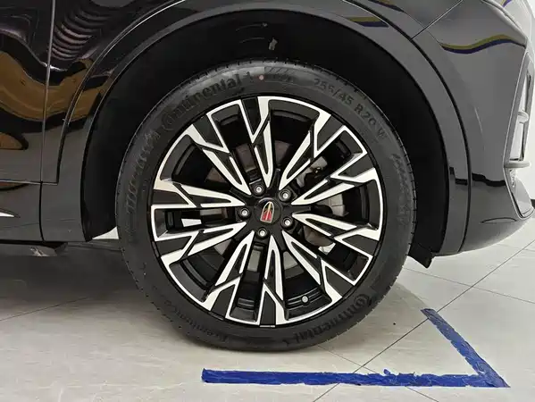 Hongqi HS5 2023