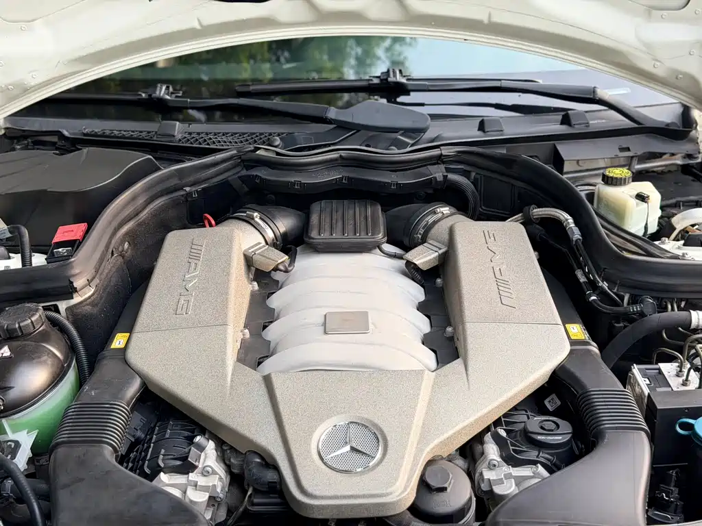 Mercedes-Benz C-Class AMG 2012 — фото 12