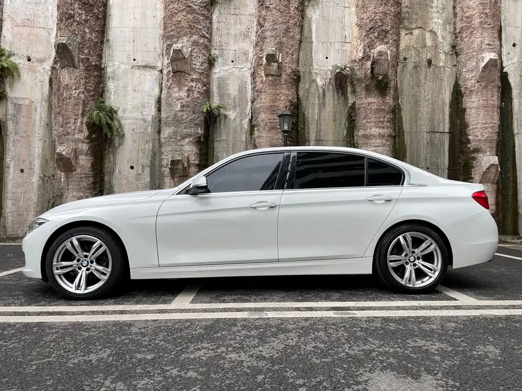 BMW 3 Series 2016 — фото 5