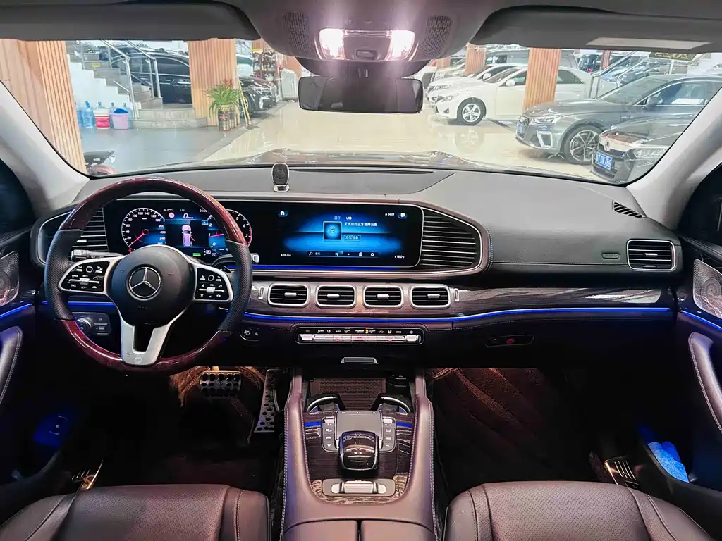 Mercedes-Benz GLS 2021 — фото 15
