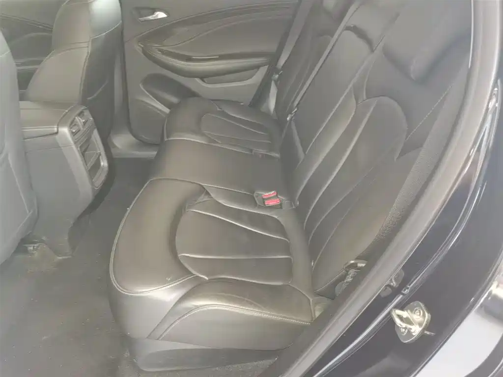Buick Envision Plus 2020 — фото 17