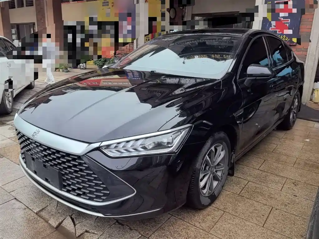 BYD Qin PLUS 2023 — фото 1
