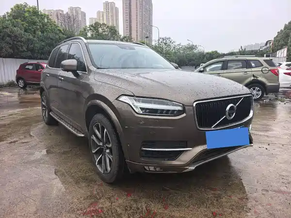 Volvo XC90 2016