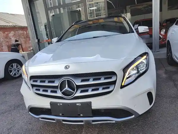 Mercedes-Benz GLA 2018