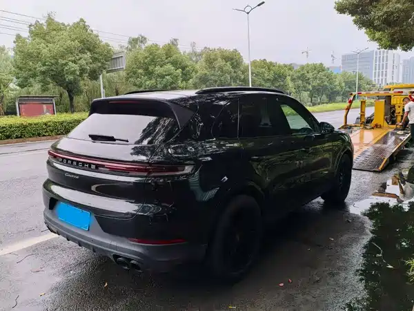 Porsche Cayenne 2024