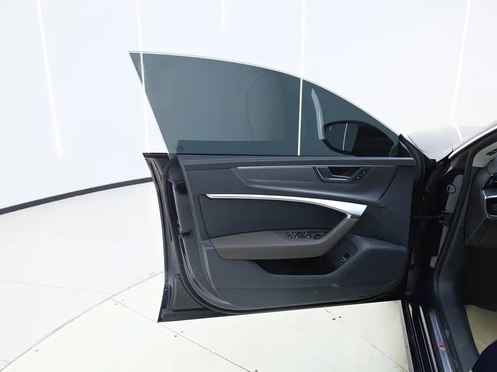 Audi A7L 2024 — фото 22