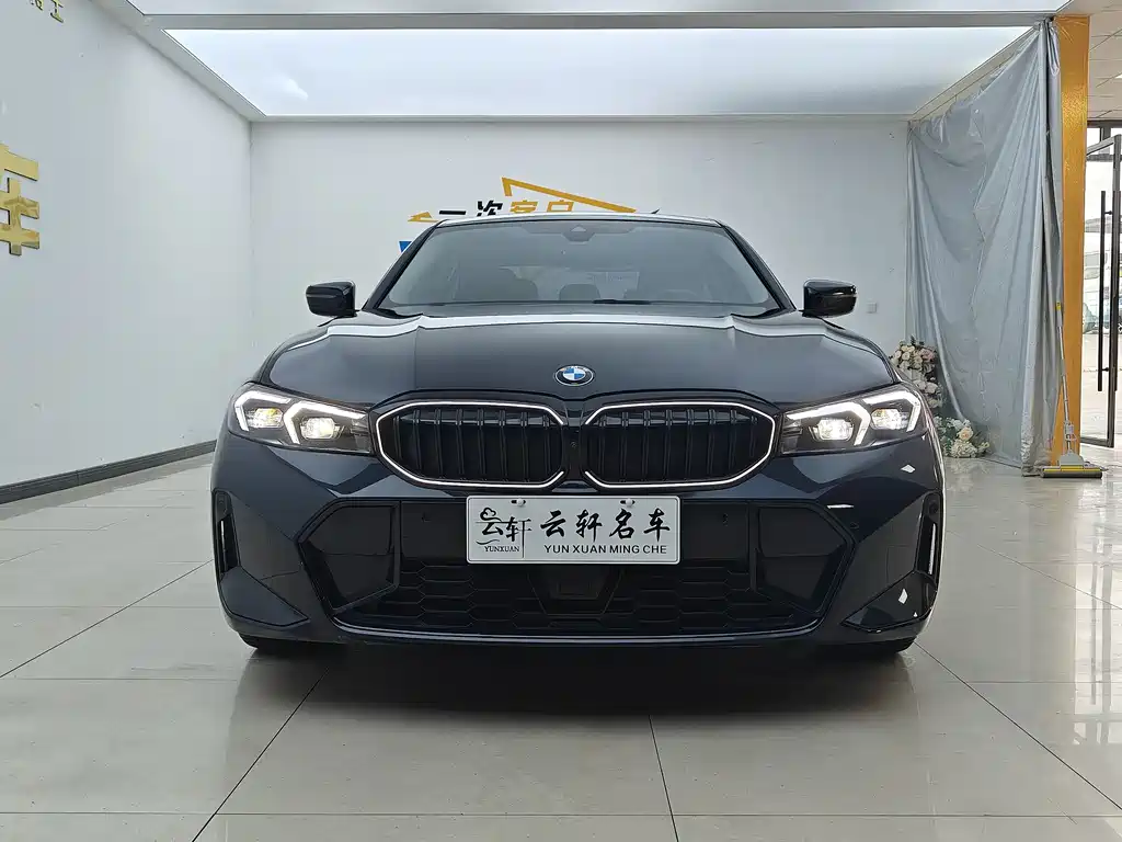 BMW 3 Series 2025