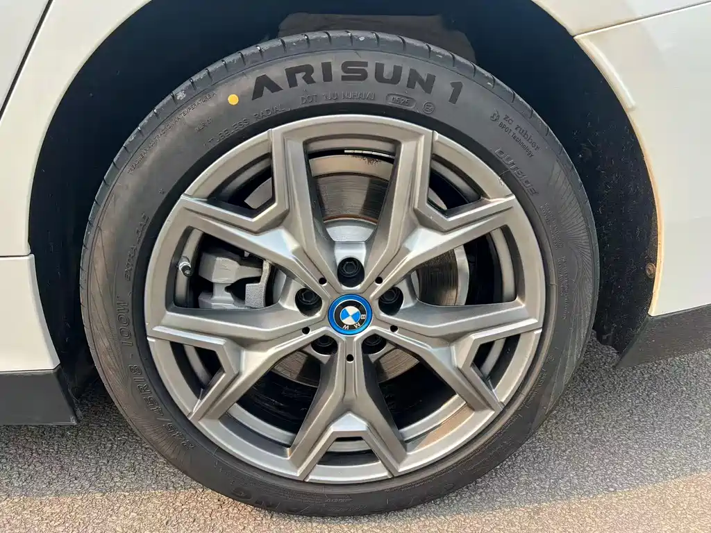 BMW i3 2023 — фото 5
