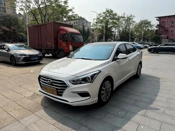Hyundai Mistra 2017